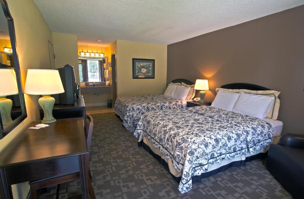 Springfield Hotel And Suites 金斯兰 外观 照片