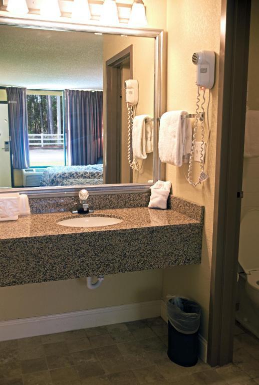 Springfield Hotel And Suites 金斯兰 外观 照片